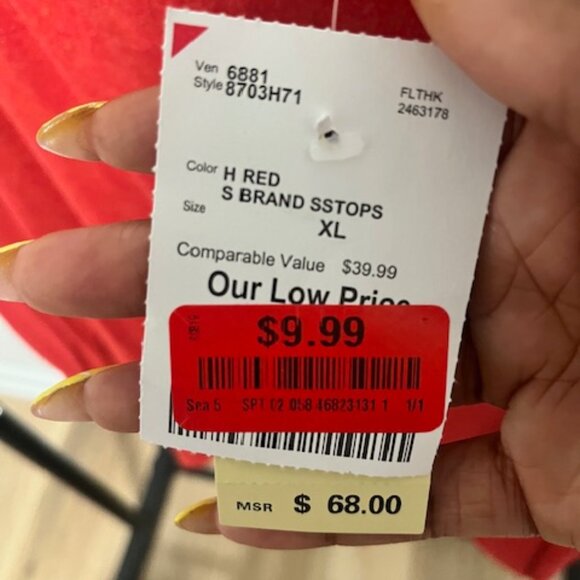 Scarlet Ruffle Tee - Picture 5 of 6